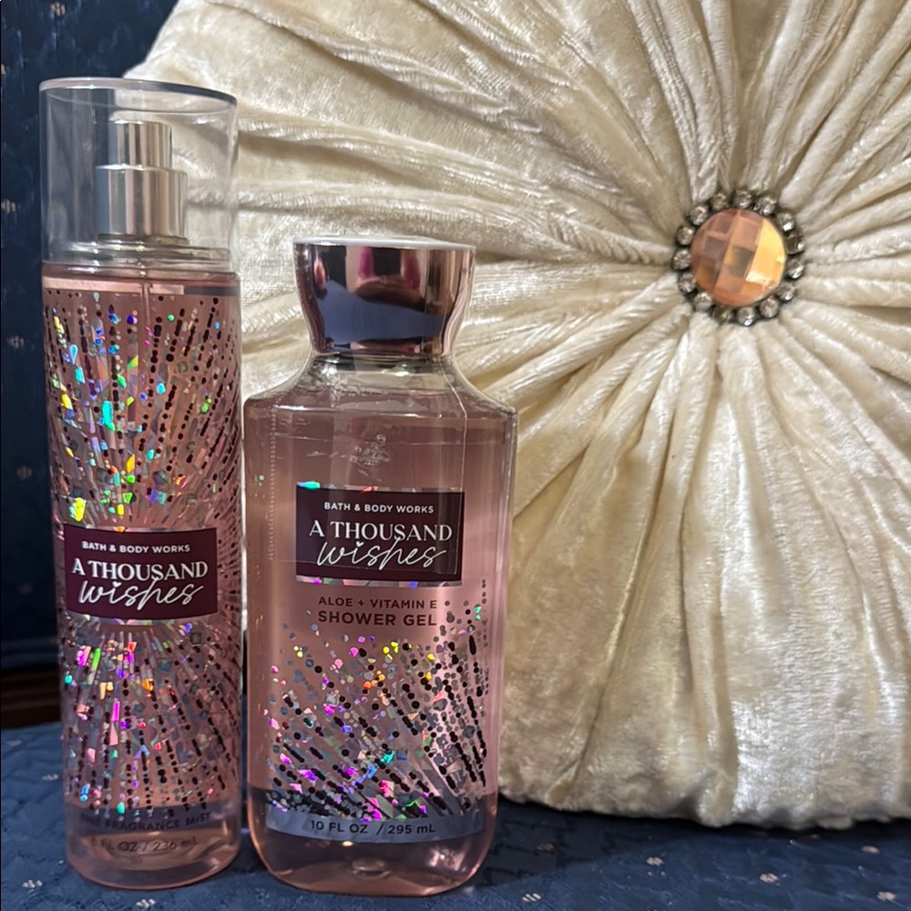 Bath & Body Works Pink Body Wash Luxurious Scent - Picture 1 of 1
